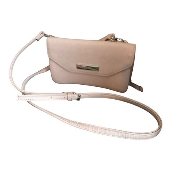 Nine West Crossbody Bag Beige/Pale Pink Adjustable Strap Purse EUC - Picture 3 of 14